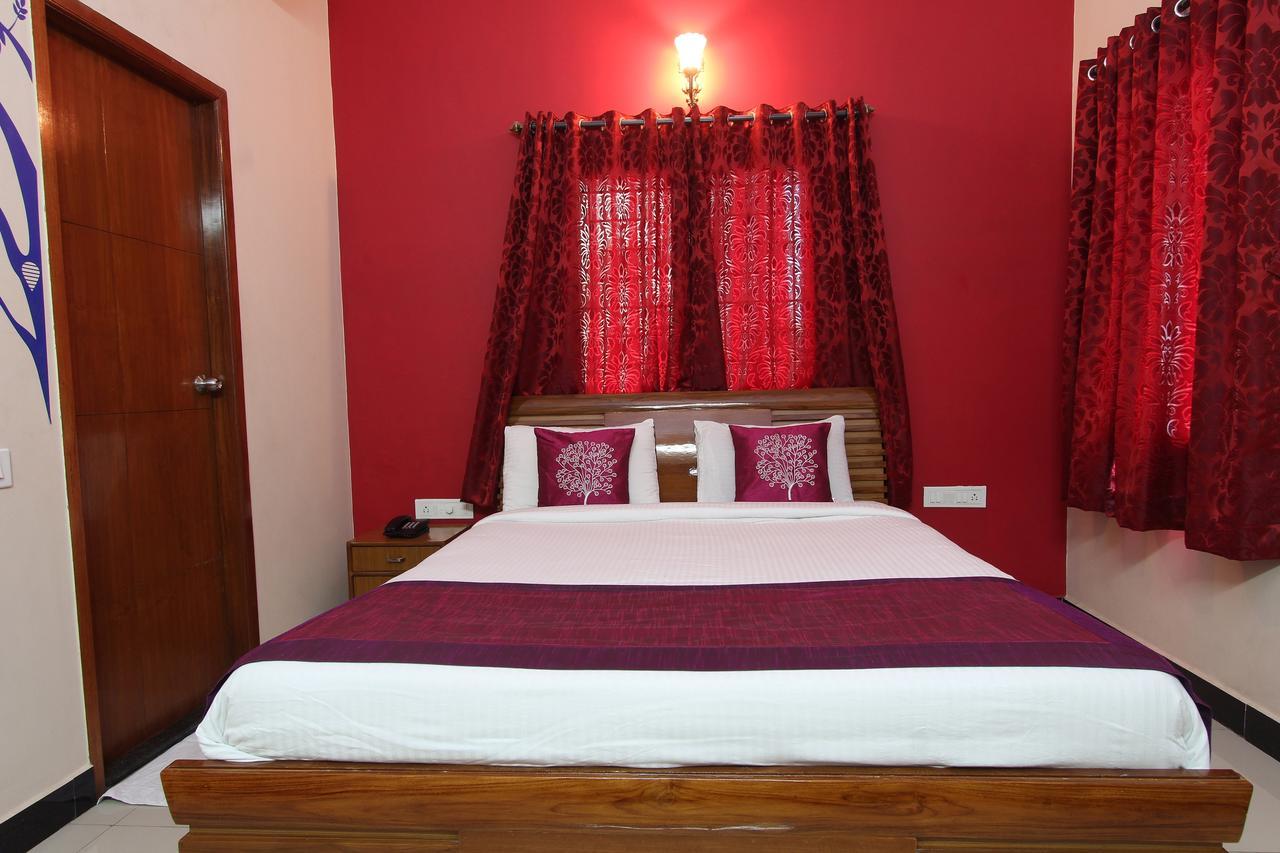 Oyo 2916 Apartment Queens Castle Bangalore Exterior foto